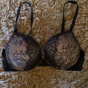 Victoria’s Secret Bombshell Bra